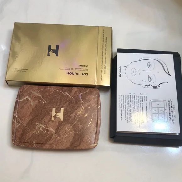 Hourglass Ambient Lighting Edit Universe Unlocked 5 Pan Face Palette 9.6g NIB - Picture 2 of 16